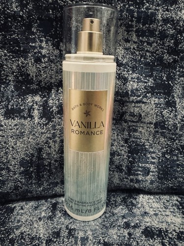 Bath body works - &, vanilla